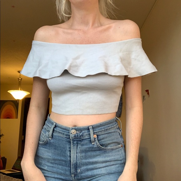 Aritzia Tops - Aritzia off the shoulder top